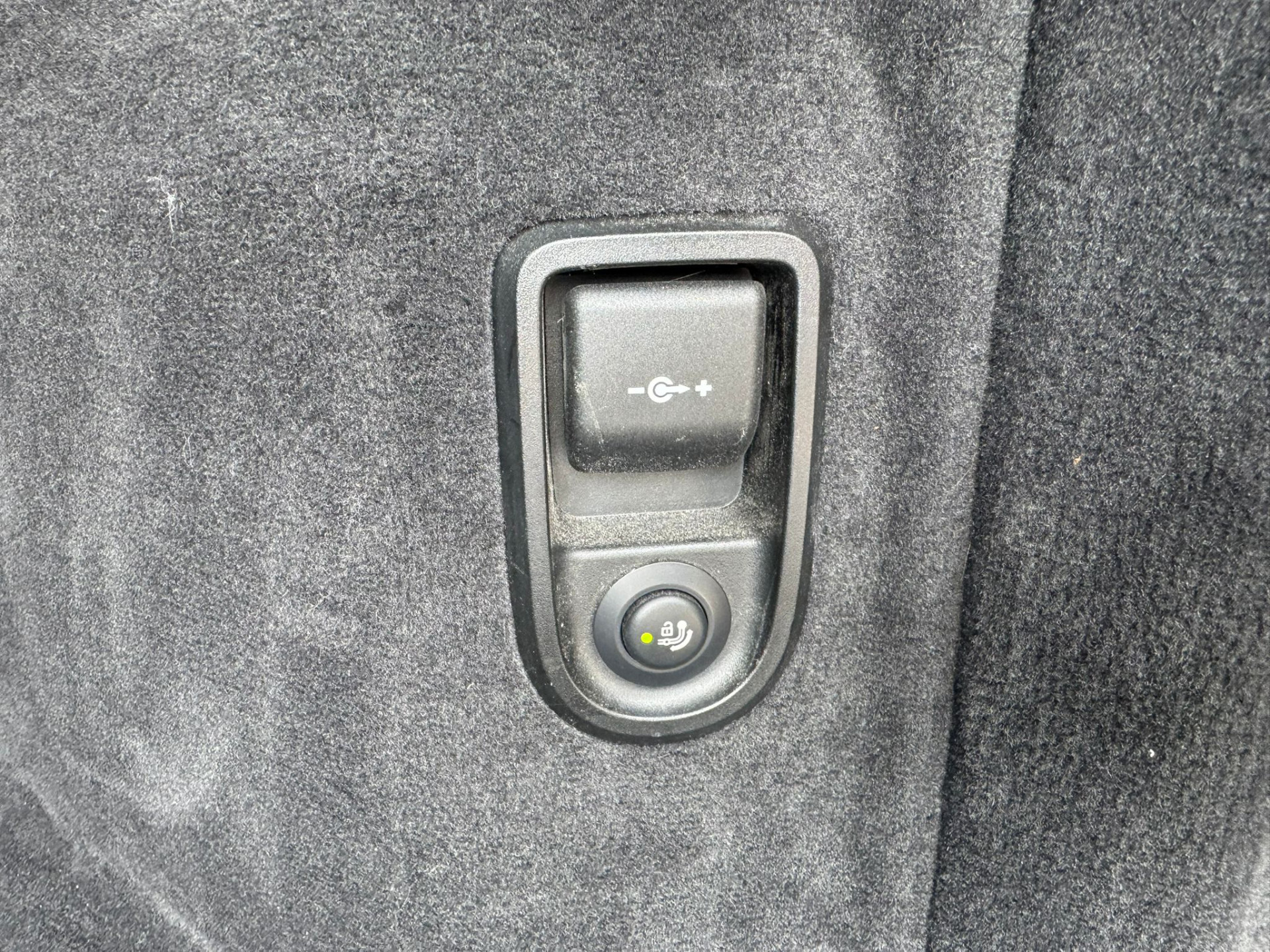 45135353-24.jpg