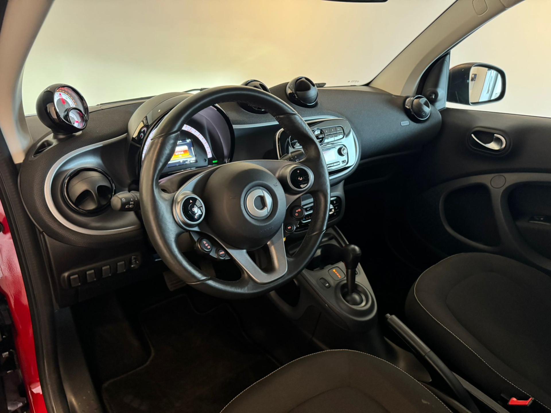 45203012-14.jpg