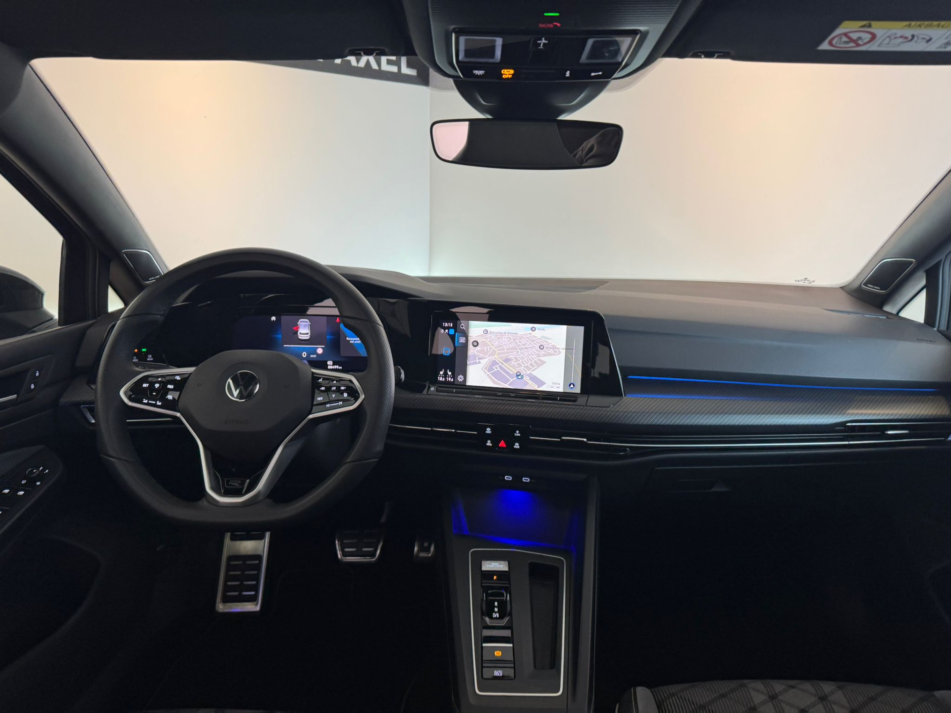47992415-4.jpg